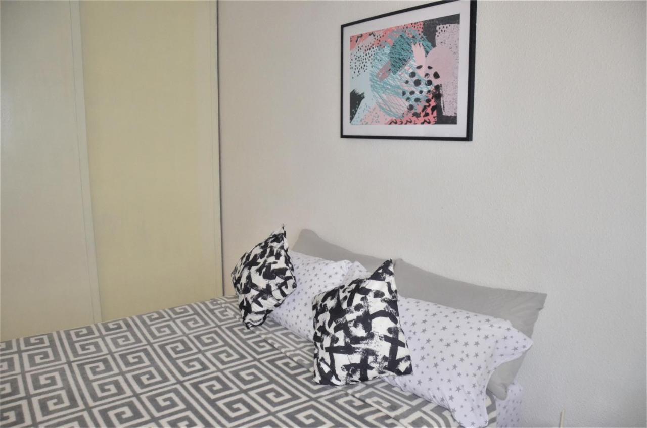 Pretty Studio With Swimming Pool Torrevieja Zewnętrze zdjęcie