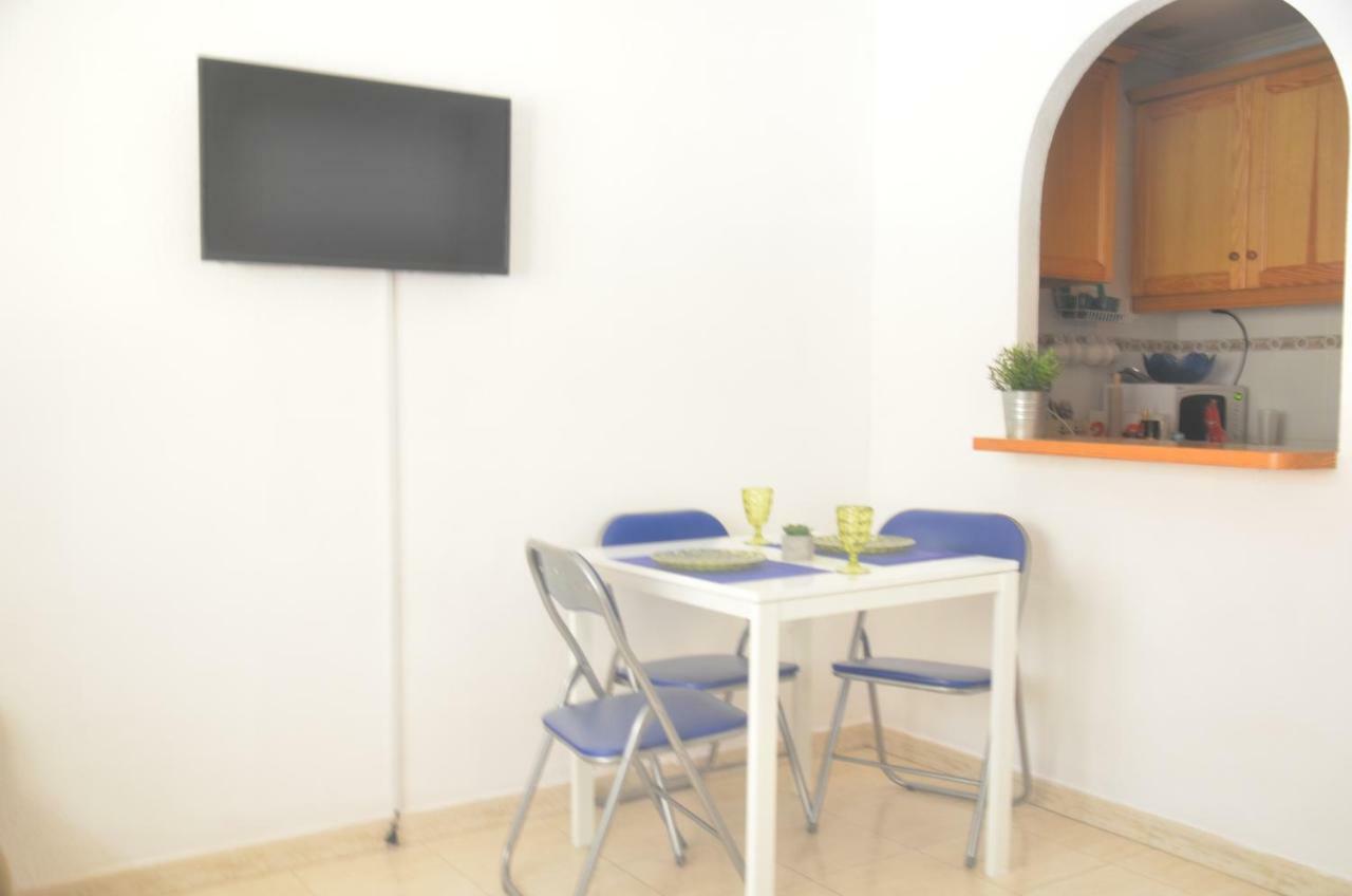 Pretty Studio With Swimming Pool Torrevieja Zewnętrze zdjęcie